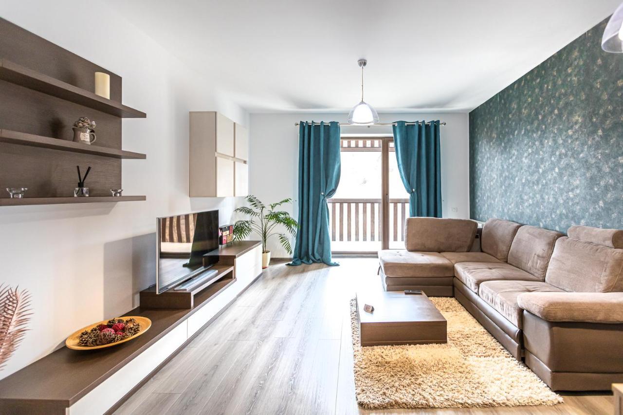 Tampa Gardens Apartments - Adults Only Брашов Екстер'єр фото