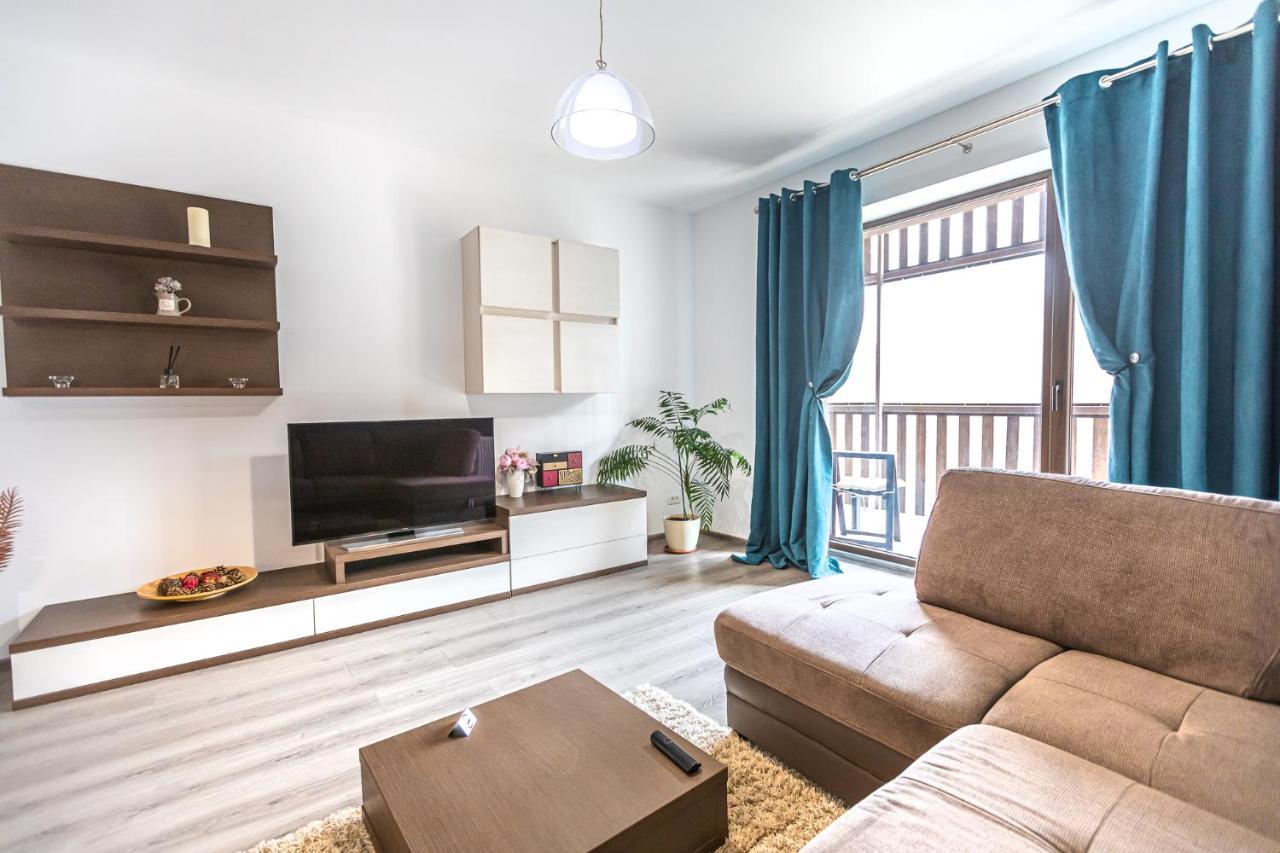 Tampa Gardens Apartments - Adults Only Брашов Екстер'єр фото