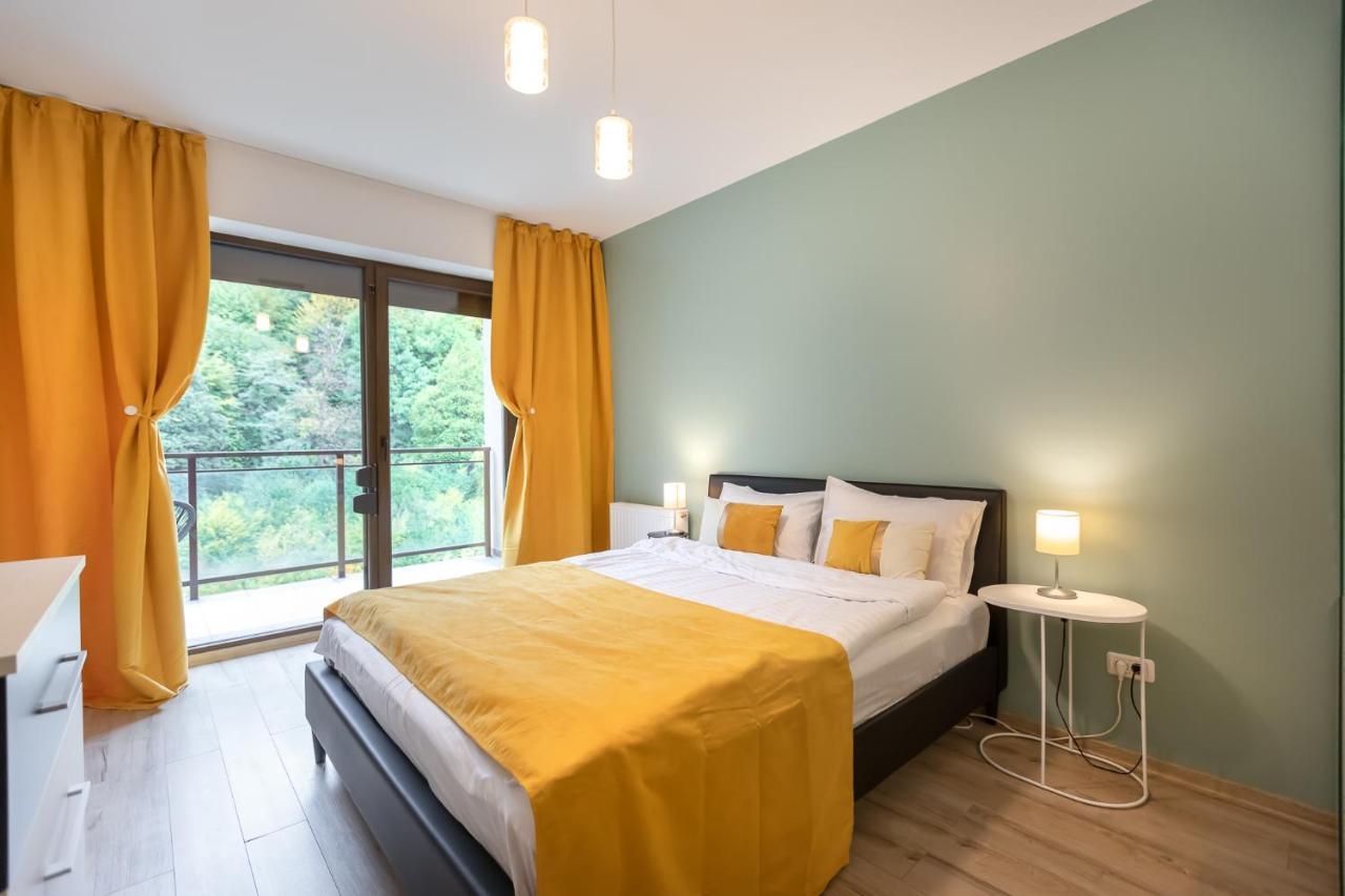 Tampa Gardens Apartments - Adults Only Брашов Екстер'єр фото